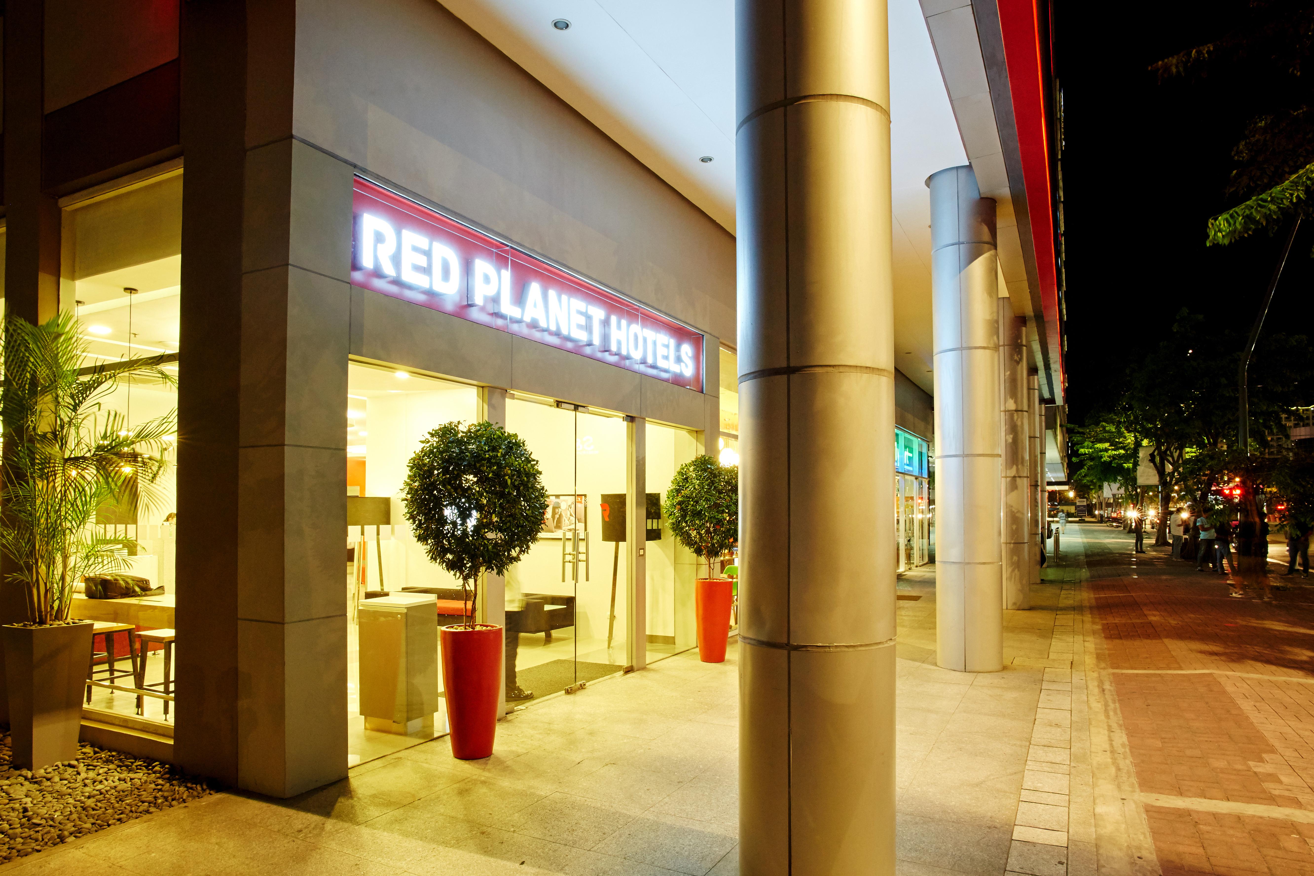 Red Planet Manila Aseana City Paranaque City Exterior photo