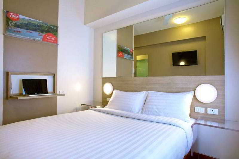 Red Planet Manila Aseana City Paranaque City Exterior photo