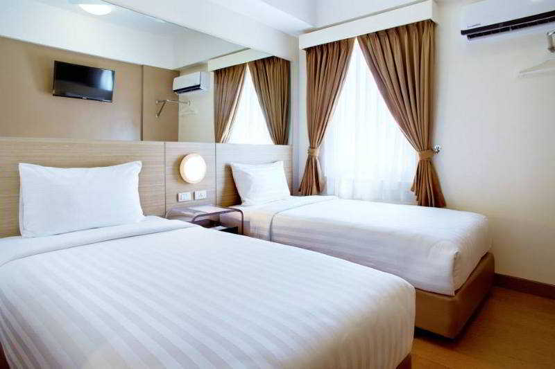 Red Planet Manila Aseana City Paranaque City Exterior photo