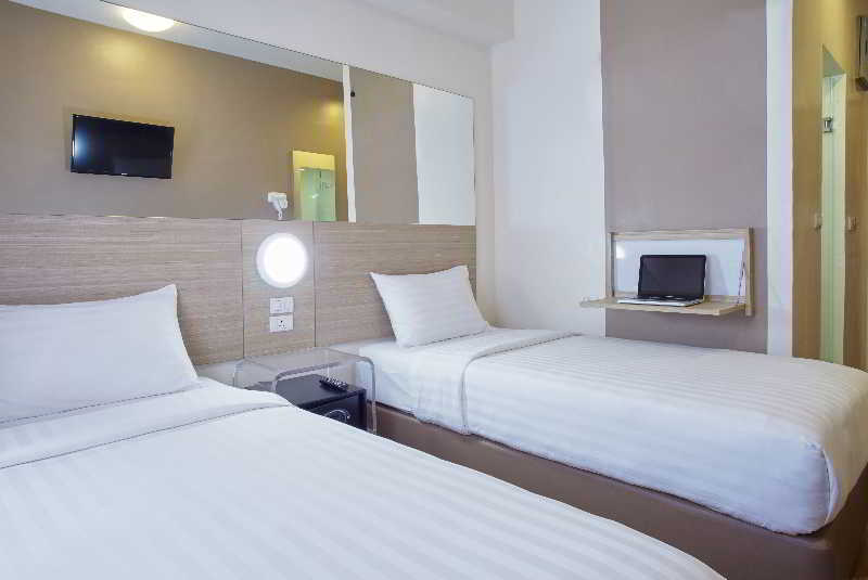 Red Planet Manila Aseana City Paranaque City Exterior photo